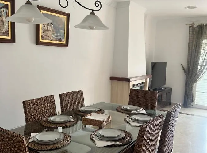 Puente Romano 3 Bedrooms Apartment