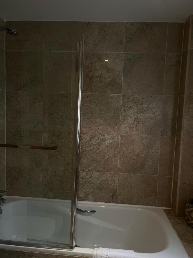 Apartment Puente Romano 3 Bedrooms *